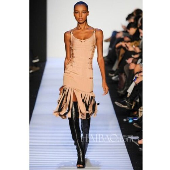 Herve Leger Nude/Black Drop Waist Bandage Dress Size S - Picture 1 of 1
